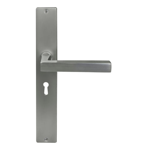 Federal Square Backplate Std Keyhole in Satin Chrome