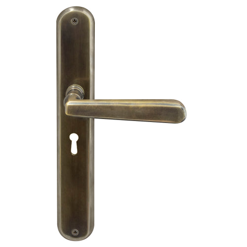 Villa Oval Backplate Std Keyhole in Oil Rubbed Bronze