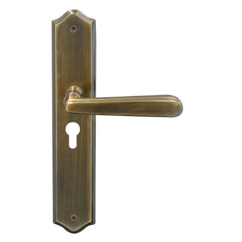 Villa Traditional Backplate E48 Keyhole in Brushed Bronze