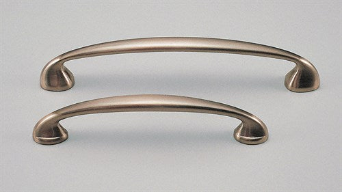 Elegant Cabinet Pull Handle 128mm in Brushed Nickel
