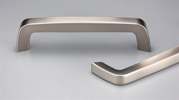 Epoch light Cabinet Pull Handle 160mm CTC in Brushed Nickel