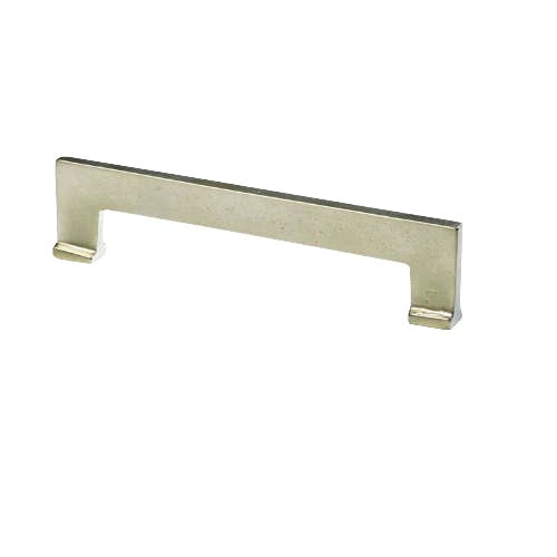 EVOKE - HANDLE / OLD SILVER / CC 128MM / 143*34*12MM in Old Silver