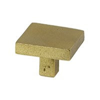 CARRE40 KNOB BRASS/AGED GOLD 40*40*30MM in Aged Gold