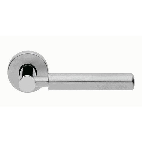 AMLETO - passage lever set square rose (50mm) without latch in Satin Chrome