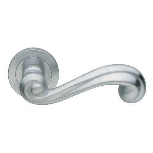 PLAZA - passage lever set round rose (50mm) without latch  in Satin Chrome