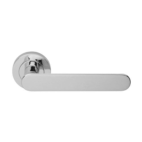 Manital RATIO door handle featuring sleek design and polished finish, mounted on a modern door for stylish functionality.