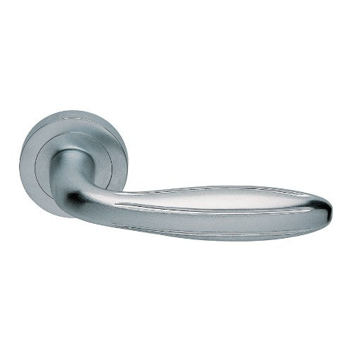 ROMA - passage lever set round rose (50mm) without latch  in Satin Chrome