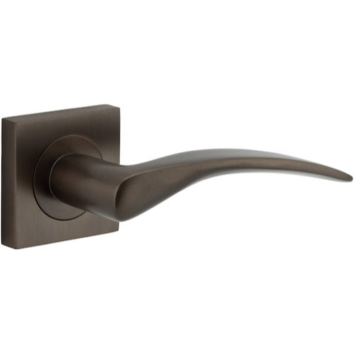 Door Lever Oxford Square Rose Pair Signature Brass H52xW52xP60mm

(Latch/Lock Sold Separately) in Signature Brass