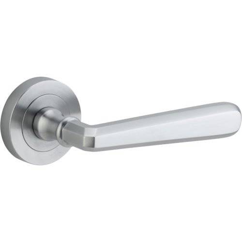 Door Lever Copenhagen Round Rose Brushed Chrome D52xP61mm

(Latch/Lock Sold Separately) in Brushed Chrome