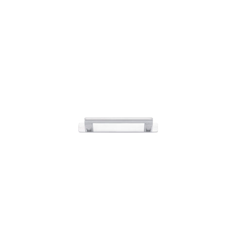 Cabinet Pull Baltimore Brushed Chrome L146xW8xP39mm BD18mm CTC128mm With Backplate W173xH24mm T3mm in Brushed Chrome