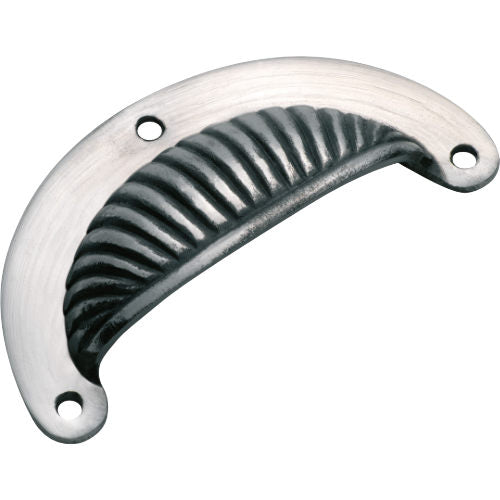Drawer Pull Fluted Iron Polished Metal H50xL95mm in Polished Metal
