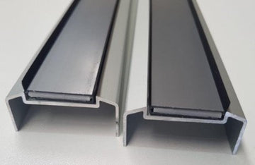 FIRE RATED MEETING STILE BULLNOSE 3050 SIL in Aluminium